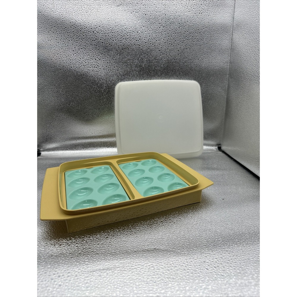 Vintage Harvest Gold Tupperware Deviled Egg Tray Keeper Carrier Container 723-2